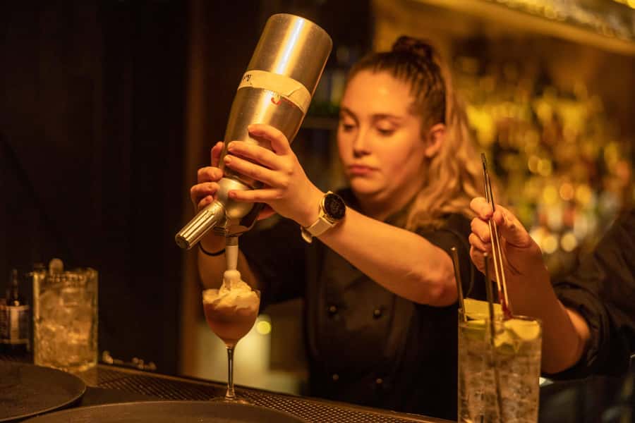 Melbourne: Laneway Bar Tour Where Locals Drink - What the three-hour route feels like