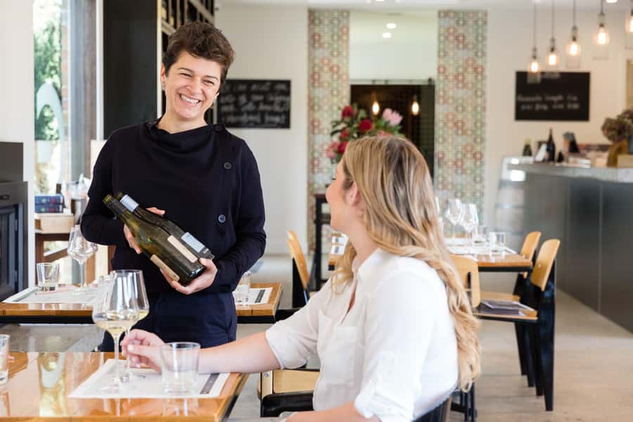 Melbourne: Mornington Peninsula Wine Day Tour - Why the Mornington Peninsula makes a good wine day from Melbourne