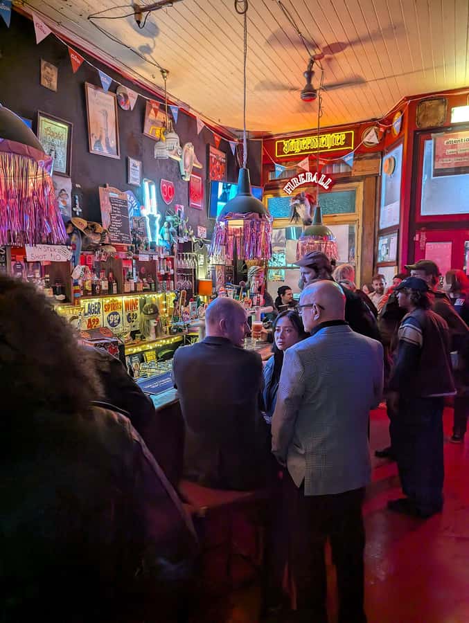 Melbourne Music Venue Pub Crawl with History + 2 Free Drinks - What the $28 price includes