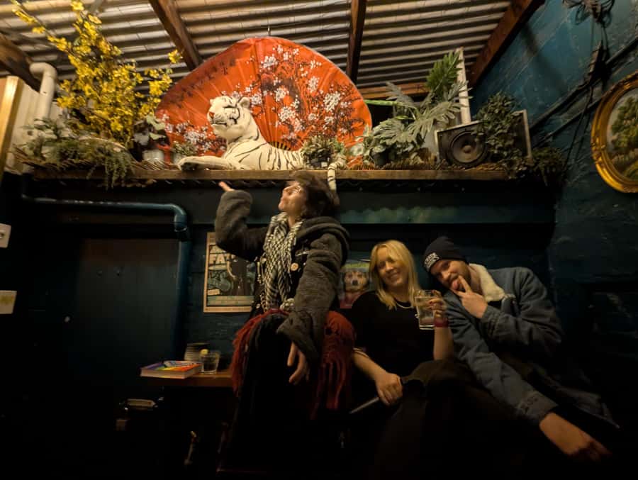 Melbourne Music Venue Pub Crawl with History + 2 Free Drinks - Group size, pace, and practical comfort