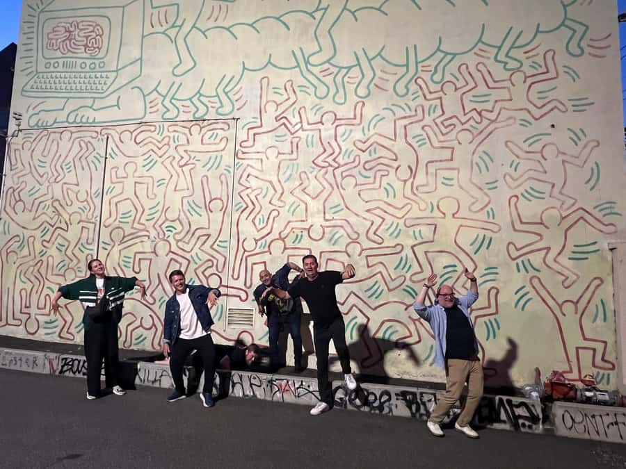 Melbourne Music Venue Pub Crawl with History + 2 Free Drinks - Starting at Lulie Tavern with a free pot