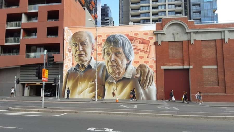 Melbourne: Must-See Walking Tour With a Guide - Key points at a glance