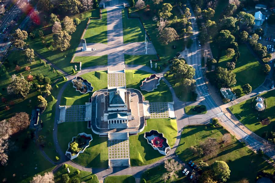 Melbourne: Private City & Beaches Helicopter Ride - Station Pier, St Kilda, and Luna Park