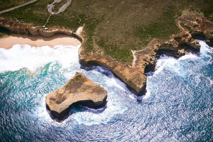 Melbourne: Private Helicopter Flight to the 12 Apostles - What the Five-Hour Schedule Really Includes