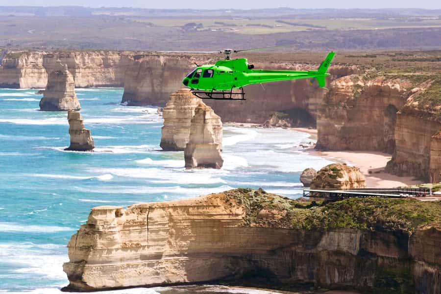 Melbourne: Private Helicopter Flight to the 12 Apostles - My Take on the Helicopter Versus a Road Trip