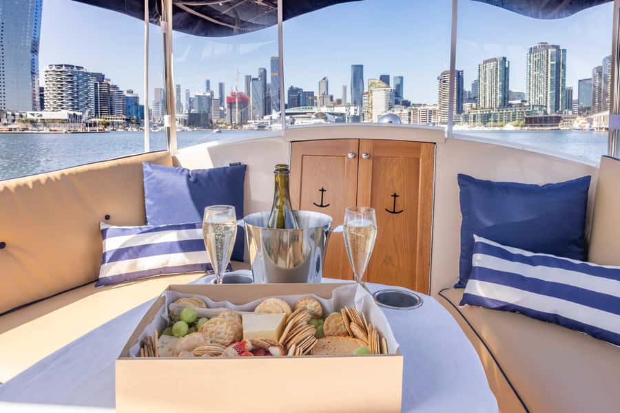 Melbourne: Private Yarra River Cruise w/ Cheese & Wine - Should you book the Melbourne private Yarra cruise?