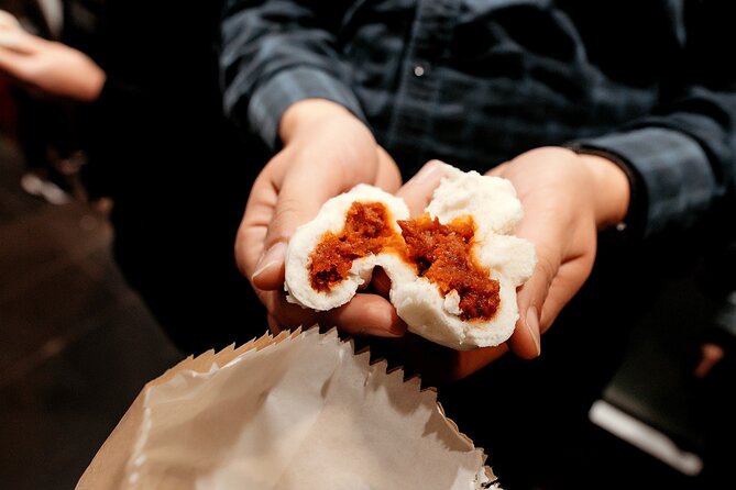 Melbourne: Progressive Dinner Tour - Chinatown, Laneways & Drink - Federation Square finishes with something sweet