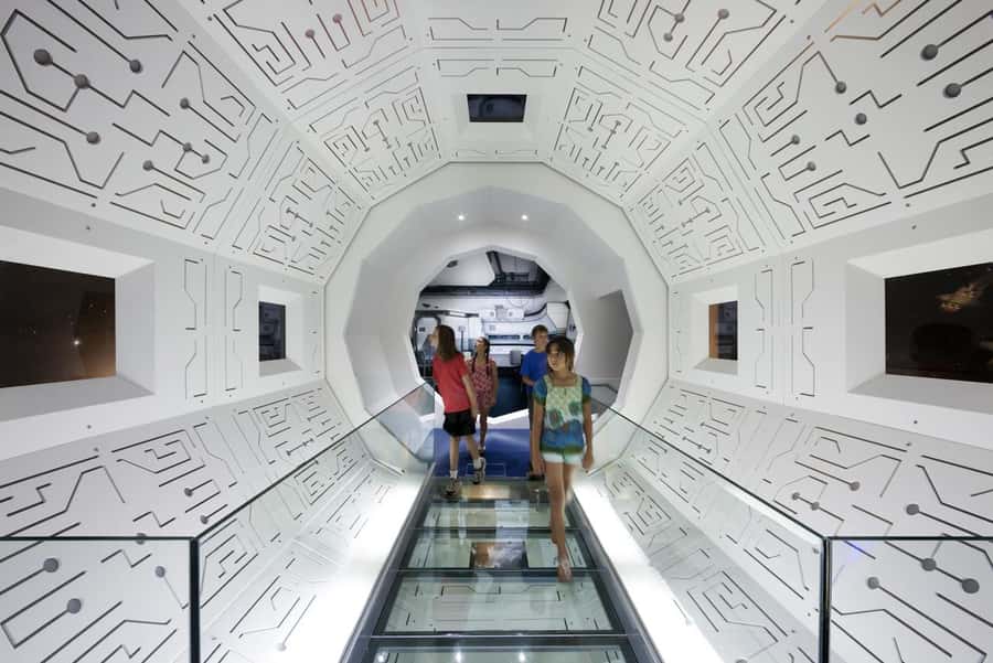 Melbourne: Scienceworks Entry Ticket - Sportsworks: science you can feel