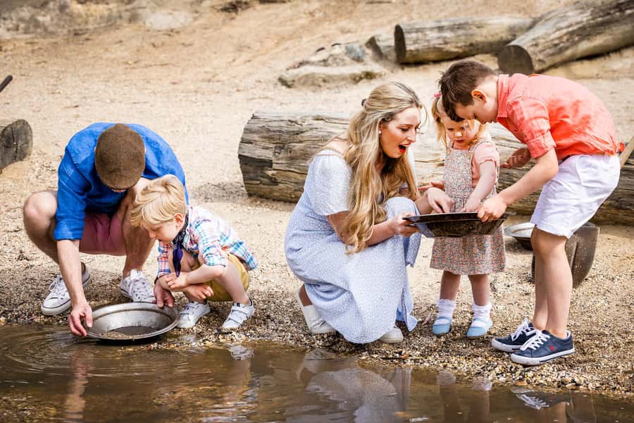 Melbourne: Sovereign Hill 'A Touch of Gold' Ballarat Tour - Gold panning gives the day its hands-on spark