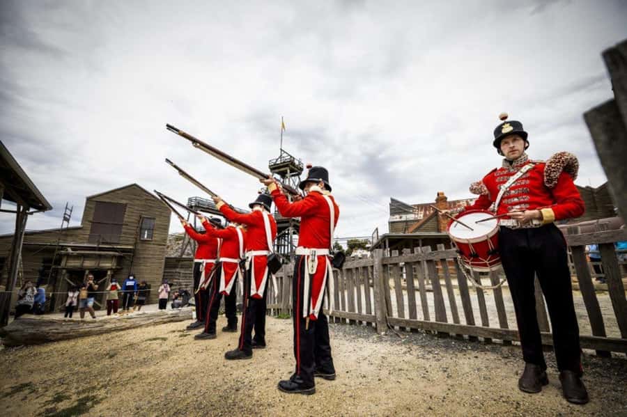 Melbourne: Sovereign Hill, Eureka Centre & Melbourne Skydeck - Understanding the Eureka Stockade at the Eureka Centre