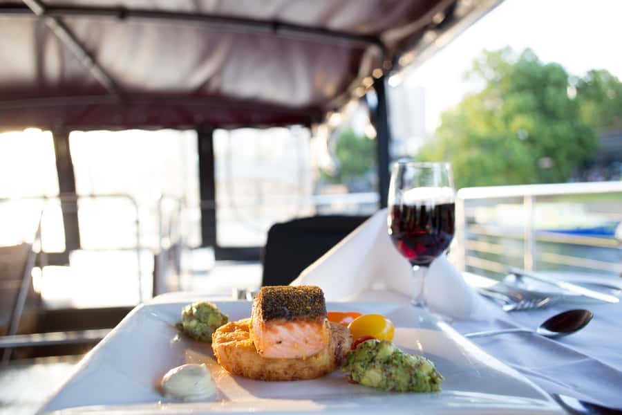 Melbourne: Spirit Of Melbourne Yarra River Lunch Cruise - How the two-hour cruise unfolds