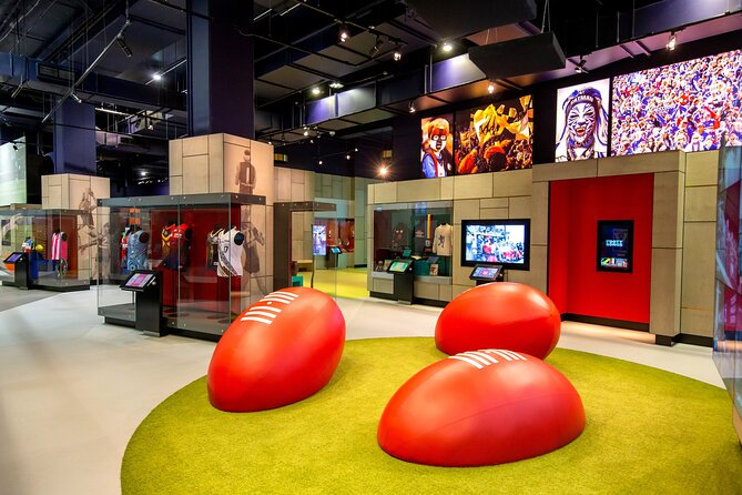 Melbourne Sports Experience + Free Australian Sports Museum entry - Walking through Melbourne Park and Rod Laver Arena