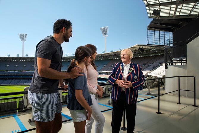 Melbourne Sports Experience + MCG Tour Combo - Walking through Melbourne Park and Rod Laver Arena