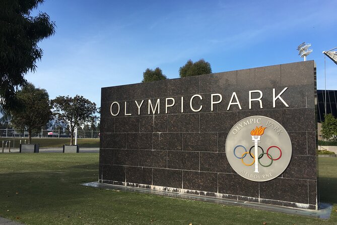 Melbourne Sports Precinct Walk with Behind-the-Scenes MCG Tour - Richmond Tigers and the Australian Rules connection