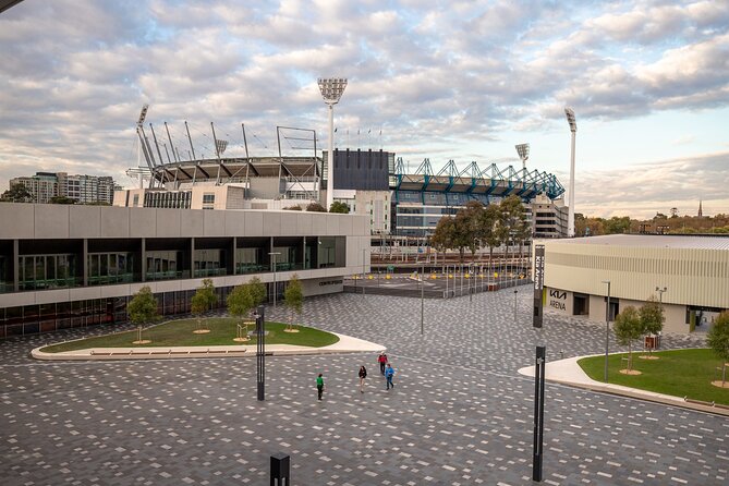 Melbourne Sports Precinct Walk with Behind-the-Scenes MCG Tour - Sports along the river