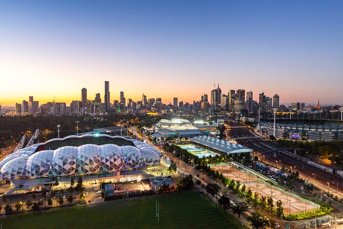 Melbourne Sports Walking Tour - Weather, access, and the stadium question