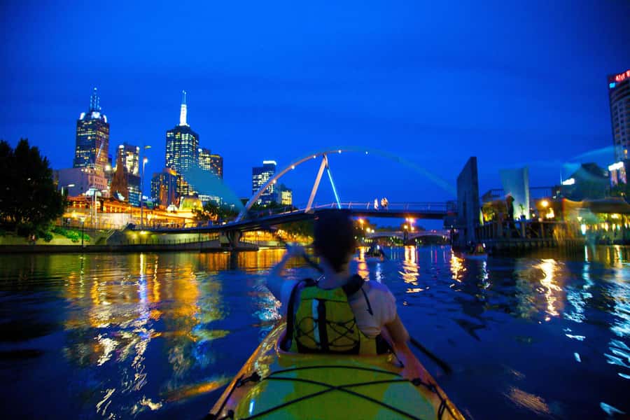 Melbourne: Sunset Kayak Tour with Dinner - Victoria Harbour and the first paddle
