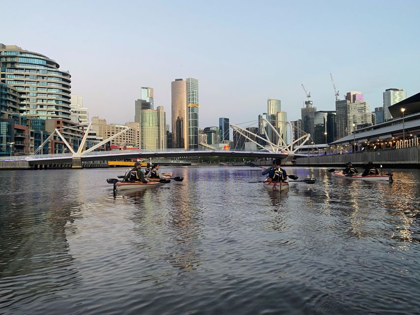 Melbourne: Sunset Kayak Tour with Dinner - Fish and chips served in the kayak