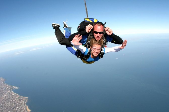 Melbourne: Tandem Skydive Experience over St. Kilda Beach - From Moorabbin Airport to the Melbourne sky