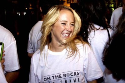 Weekly Bar Crawl: 5 Free shots, Club Entry