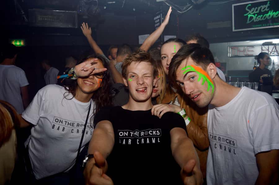 Melbourne: Weekly Bar Crawl: 5 Free shots, Club Entry - Guides Eden and Frank help shape the evening