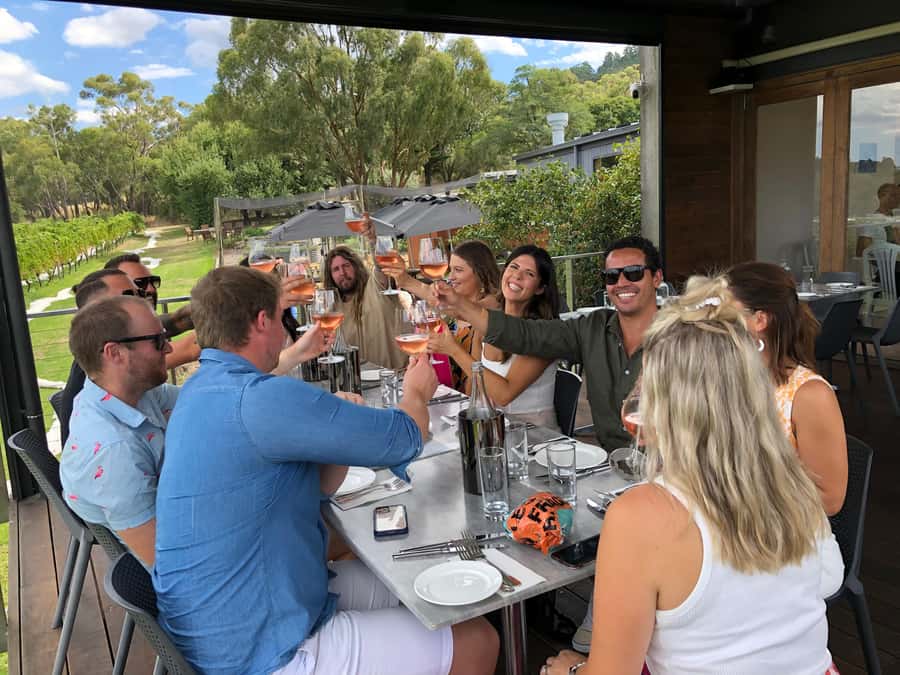 Melbourne: Yarra Valley Food & Wine Trip with 1 Wine Bottle - Tokar Estate and a shorter tasting