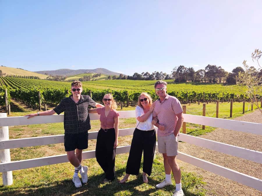 Melbourne: Yarra Valley Half-Day Wine Tour - Four Pillars, an optional change of pace