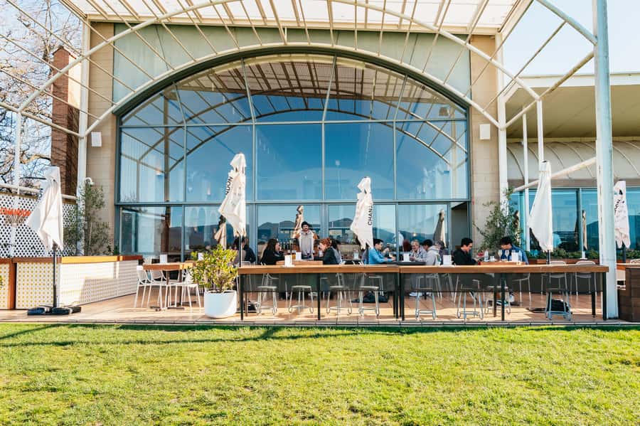 Melbourne: Yarra Valley Wine, Cider, Gin, Beer, & Choc Tour - Lunch at Hubert Estate or Domaine Chandon