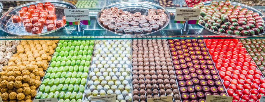 Melbourne: Yarra Valley Wine Tour + Lunch & Gin/Beer Option - A sweet finish at the Yarra Valley Chocolaterie