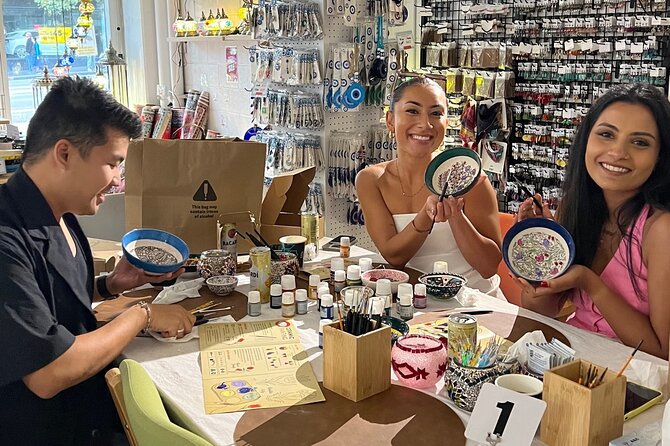 Paint and Sip Classes Melbourne: Ceramic Plates & Bowls - Bringing wine and nibbles