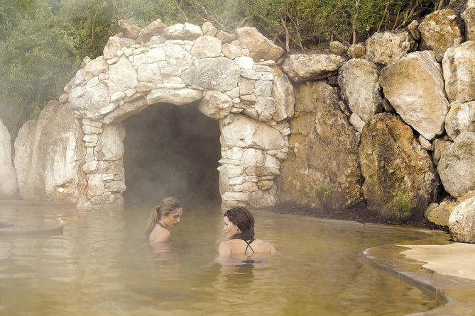 Peninsula Hot Springs and Beach Boxes Day Trip from Melbourne - Three hours to find your favorite pool