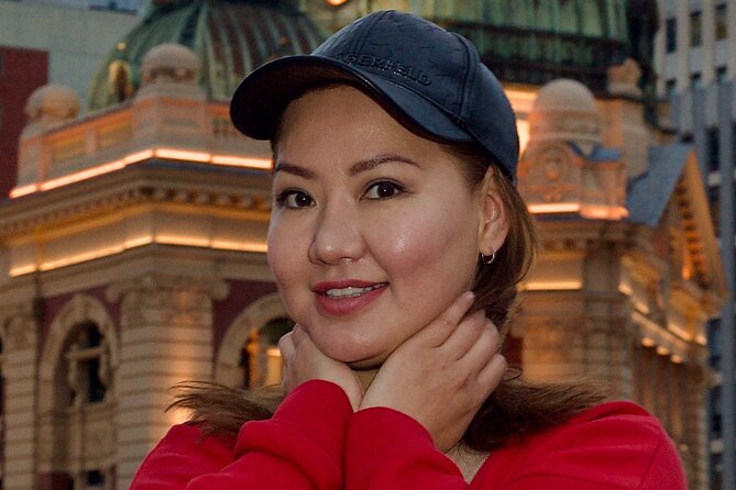 Pose for professional pics while enjoying Melbourne history walk - Key points to know before booking