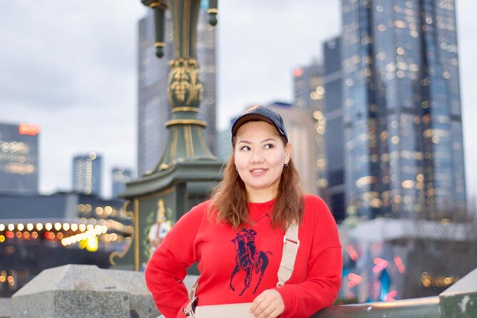 Pose for professional pics while enjoying Melbourne history walk - Fed Square turns the walk into a photo session