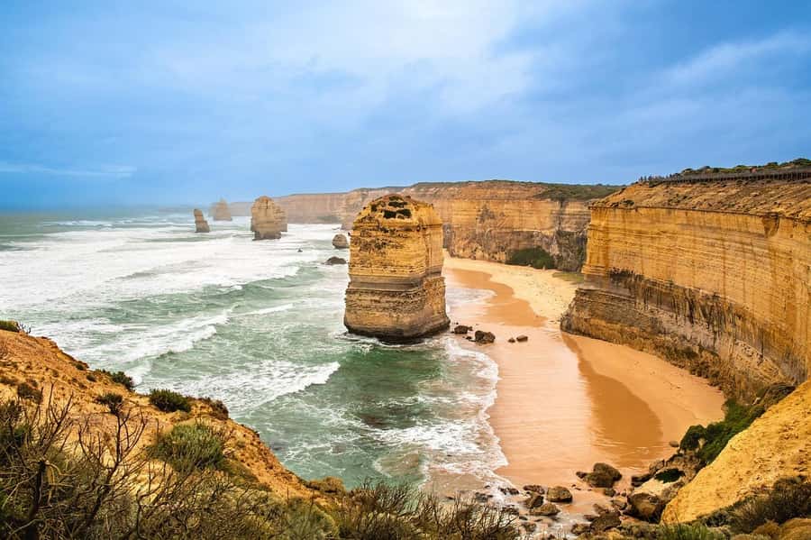 Premium Great Ocean Road Reverse Tour 13Pax Max Hotel PickUP - Reaching the Twelve Apostles before the crowds
