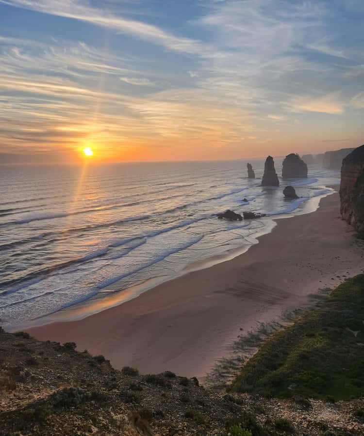 Premium Great Ocean Road Reverse Tour 13Pax Max Hotel PickUP - The early inland run and Colac stop