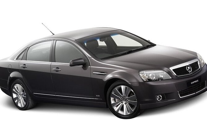 Private Arrival Transfer: Melbourne Airports to Hotel - The airport meeting point requires a little care