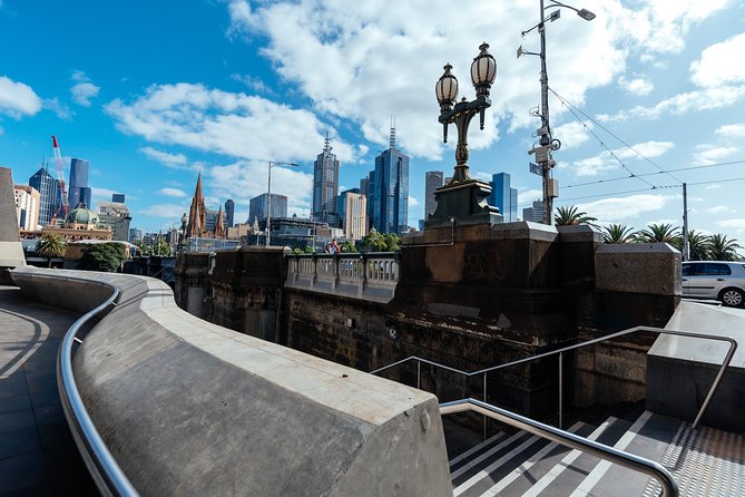 Private City Kickstart Tour: Melbourne - Federation Square and the meeting point