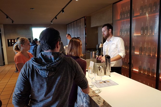 Private, Luxury and Tailored Yarra Valley Wine Tour - Oakridge and the value of choosing your stops