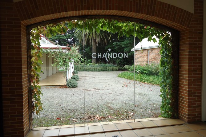 Private Tour: Yarra Valley Wineries with Wine Tastings - A private start from Melbourne at 9:30 am