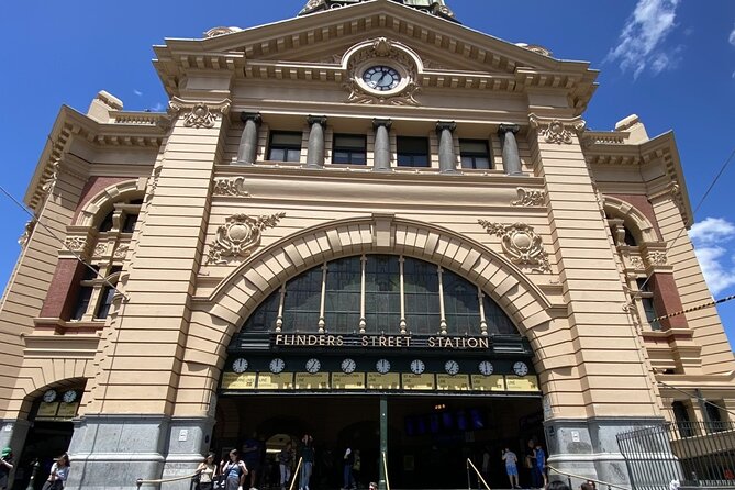 Queen Victoria Market Ultimate Foodie Tour - Water, weather, and practical comfort