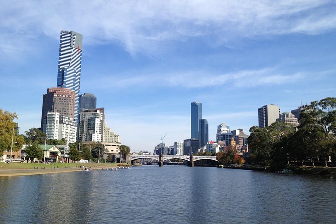 River Gardens Melbourne Sightseeing Cruise - Choosing your seat and preparing for the weather