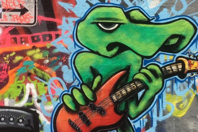 Self-Guided Street Art Tour in Melbourne with Fun Cryptic Clues - Degraves Street and the city’s café culture