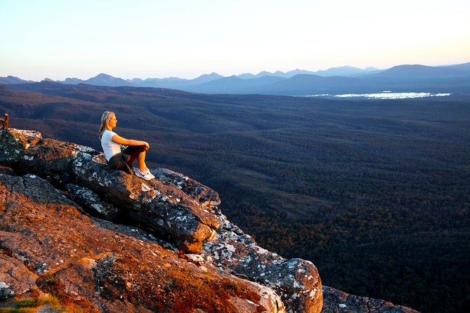 Small-Group Grampians Great Wildlife Escape Day Trip with Hiking - Boroka Lookout delivers the easy big view