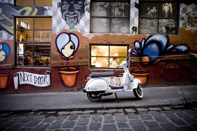 Small-Group Melbourne Sightseeing Tour with Beach Boxes - Queen Victoria Market, a taste of daily Melbourne