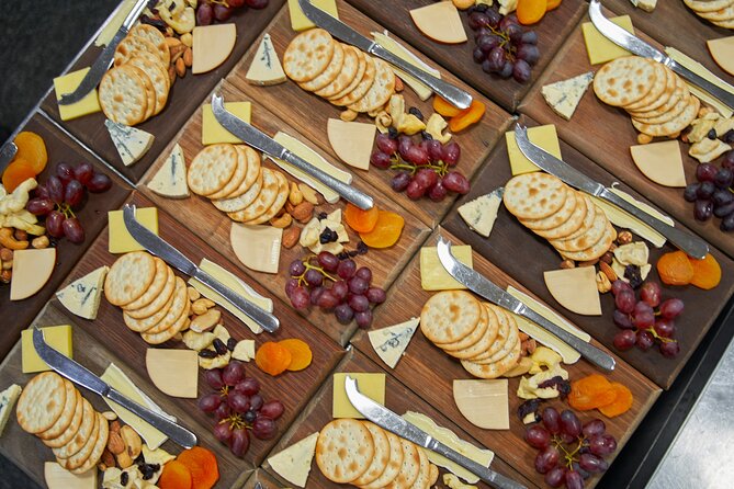 Spirit of Melbourne Dinner Cruise on the Yarra River - Small details that affect your evening