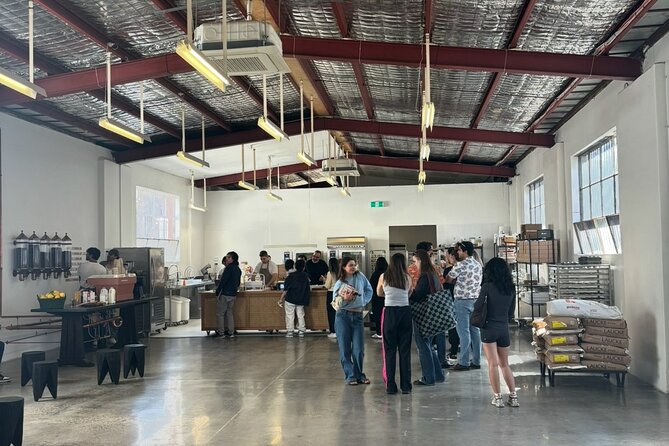 Street Food Tour in Melbourne's Inner North - Collingwood’s vegan stop, bakery, and cheesecake
