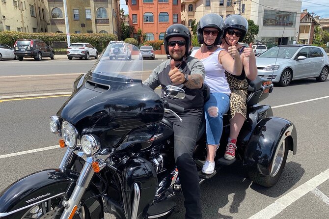 The Best of Melbourne Bike Tour - Hosier Lane, Fed Square, and the modern city