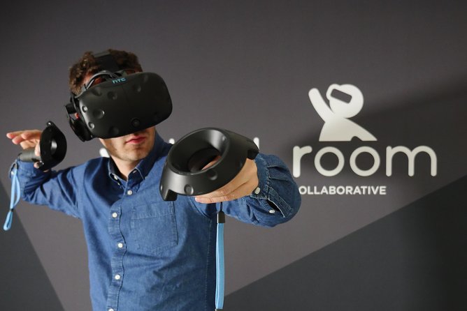 Virtual Room - 40-50min VR Escape Game Adventure for 2+ Players - Key points at a glance