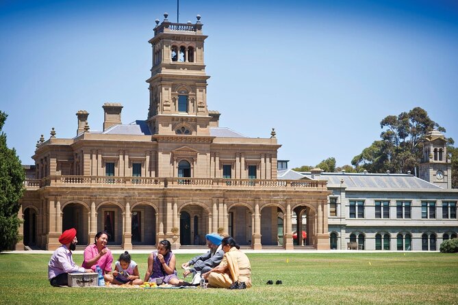 Werribee Zoo & Werribee Mansion Tour - Who will enjoy this day most?
