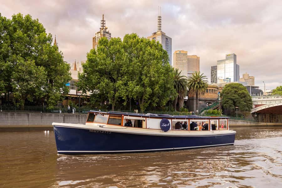 Yarra River: 1.5-Hour Scenic Sunset Public Cruise - Sunset photographs and the best way to use the ride